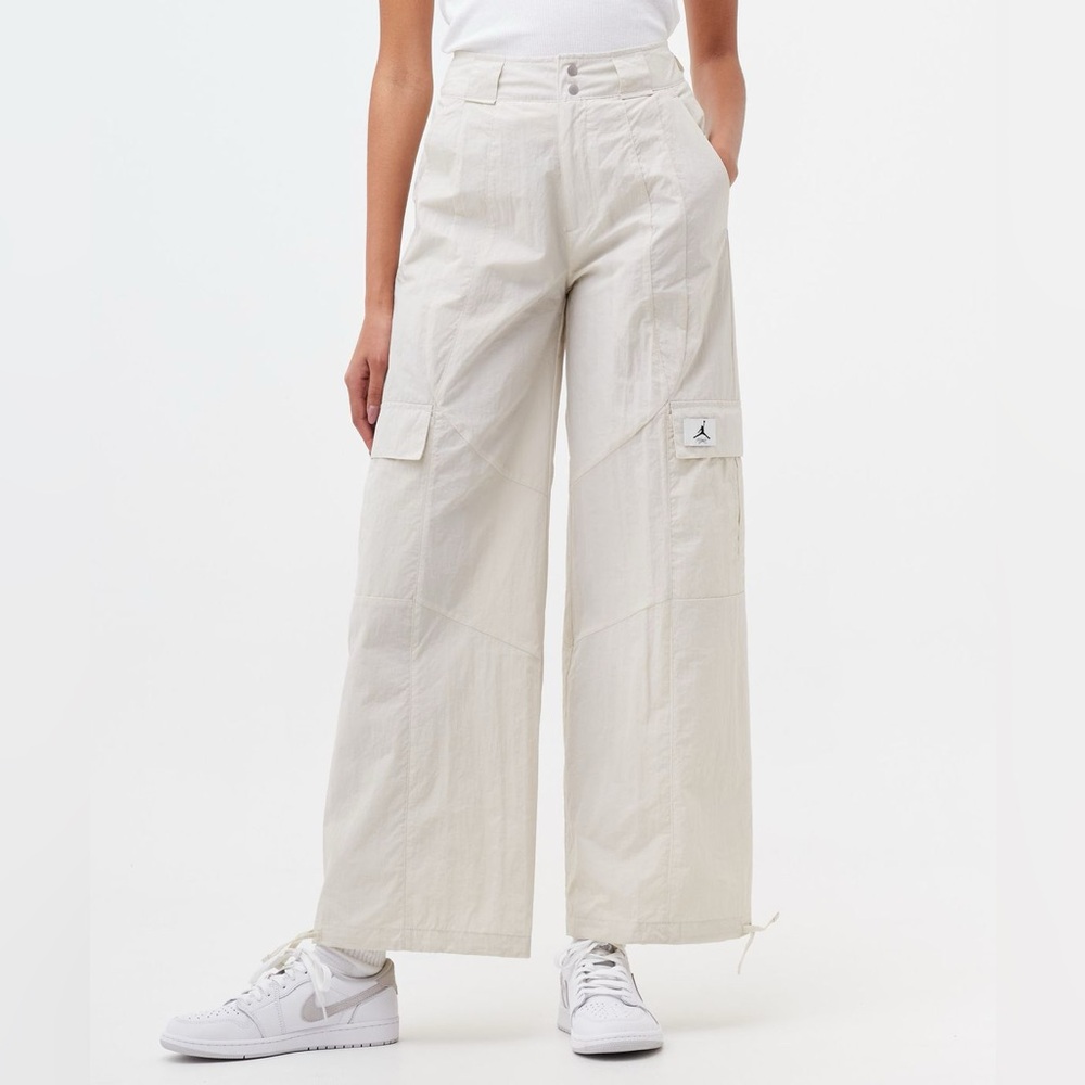 Nike air Jordan Essentials Women's off white Utility Pants